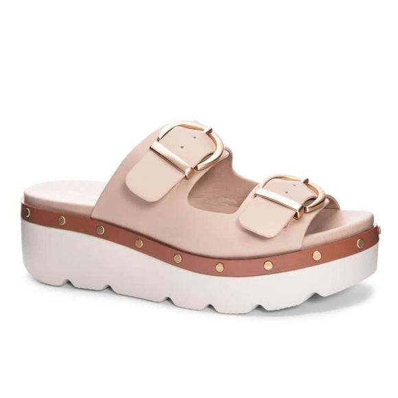 Women's Beige Platform Sandals Chinese Laundry - Picture 2 of 11
